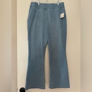 Free People pull on flare jeans NWT